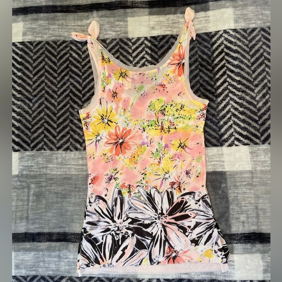 Amazing Y2K Floral Print Top - Picture 3 of 5